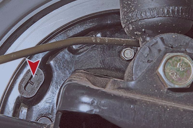 замена задних тормозных колодок Лада Приора замена задних тормозных колодок Лада Приора