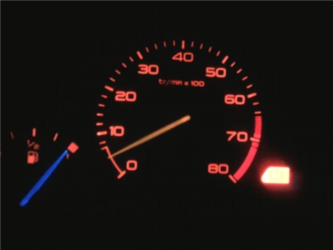 На холостом плавают обороты на ВАЗ-2114 На холостом плавают обороты на ВАЗ-2114