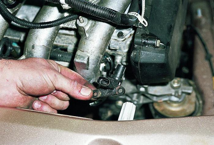 Датчик коленвала на ВАЗ-2110 Датчик коленвала на ВАЗ-2110