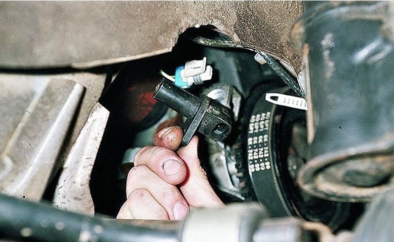 Датчик коленвала ВАЗ-2115 Датчик коленвала ВАЗ-2115