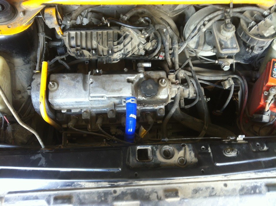 Замена патрубков системы охлаждения ВАЗ-2114 Замена патрубков системы охлаждения ВАЗ-2114