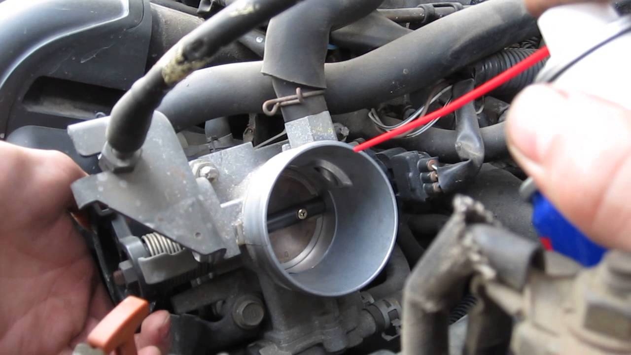 Чистка дроссельной заслонки ВАЗ-2114 Чистка дроссельной заслонки ВАЗ-2114