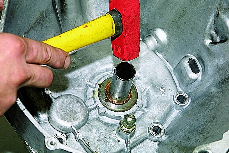 Замена диска сцепления ВАЗ-2109 без снятия коробки Замена диска сцепления ВАЗ-2109 без снятия коробки