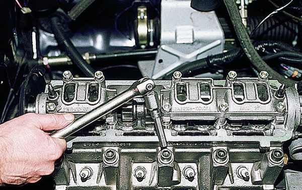 Замена клапанов ВАЗ-2114 8 клапанов Замена клапанов ВАЗ-2114 8 клапанов