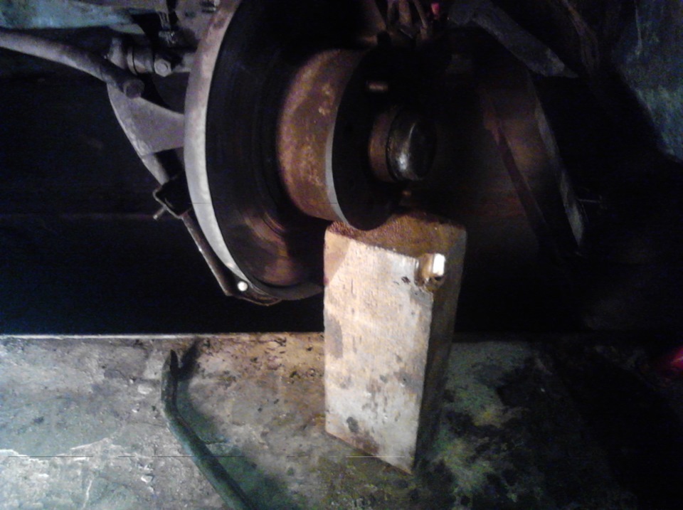 Замена сайлентблоков ВАЗ-2107 Замена сайлентблоков ВАЗ-2107