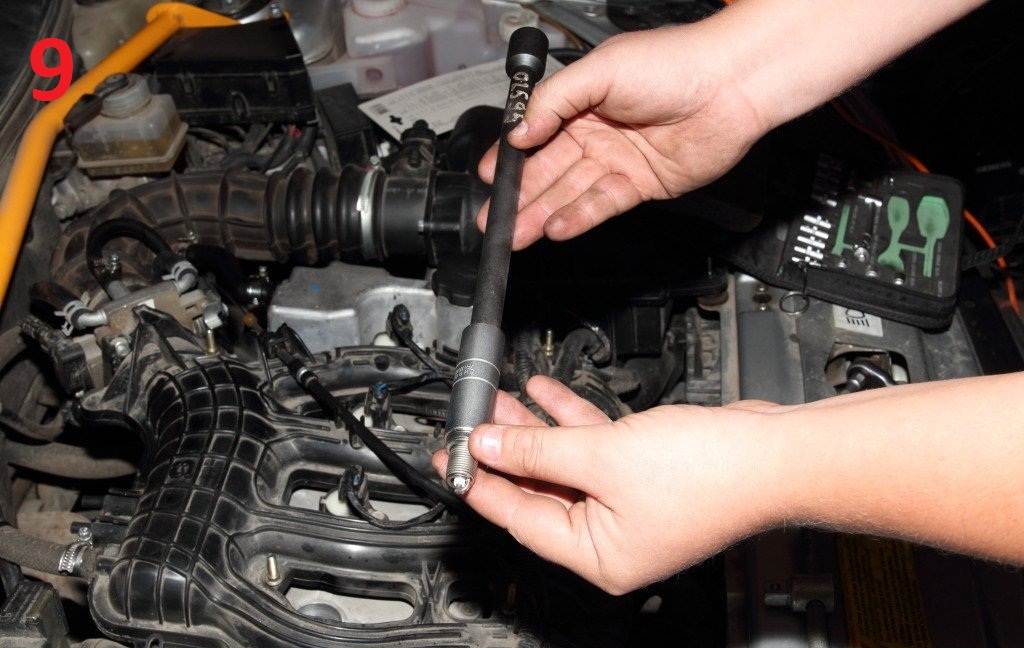 Замена свечей зажигания на Лада Приора 16-клапанной Замена свечей зажигания на Лада Приора 16-клапанной