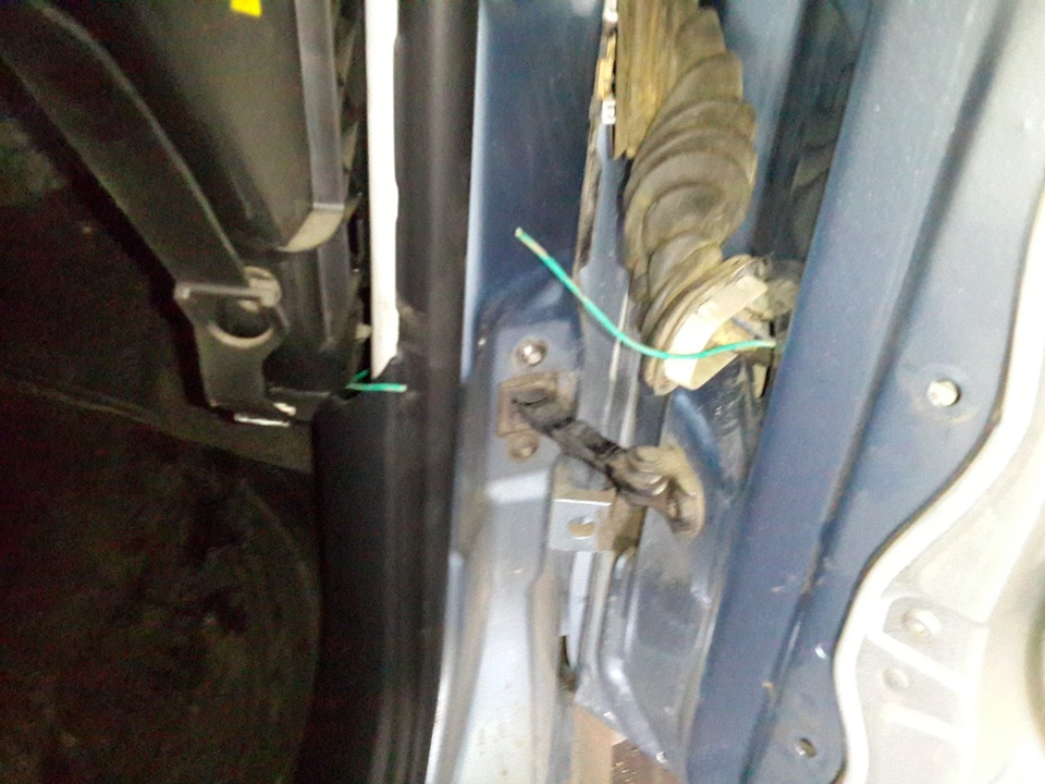 Открыть ВАЗ-2107 без ключа Открыть ВАЗ-2107 без ключа