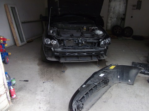 Снять передний бампер на Лада Приора Снять передний бампер на Лада Приора