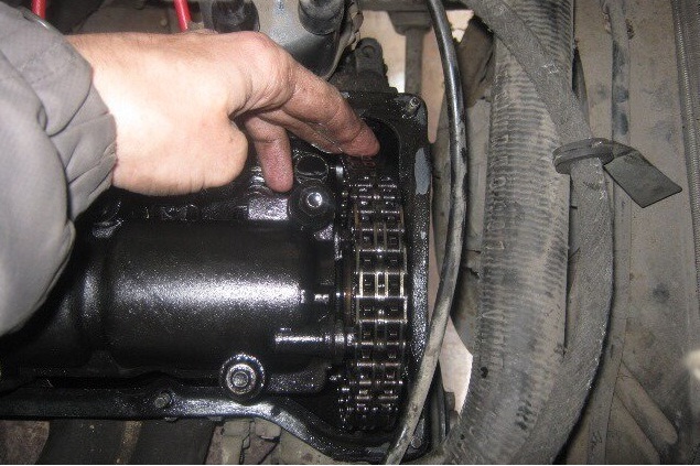 Натянуть цепь на ВАЗ-2107 Натянуть цепь на ВАЗ-2107