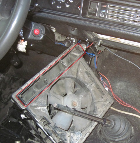 Разобрать печку на ВАЗ-2107 Разобрать печку на ВАЗ-2107