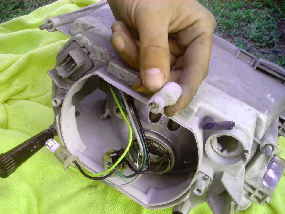 Регулировка фар на ВАЗ-2115 Регулировка фар на ВАЗ-2115