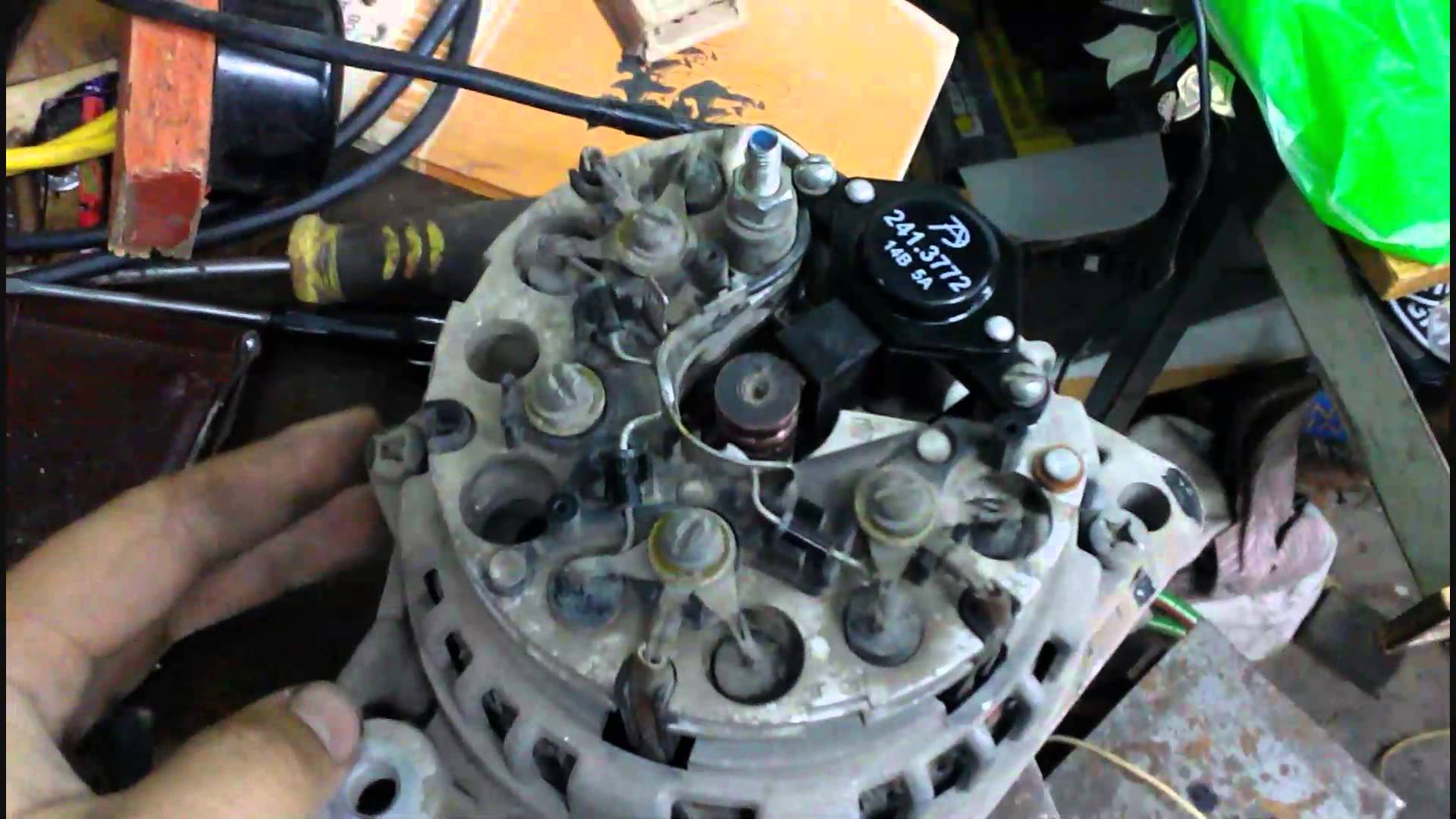 Замена щеток генератора Приора Замена щеток генератора Приора