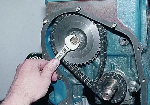 Замена цепи ГРМ ВАЗ-2107 Замена цепи ГРМ ВАЗ-2107