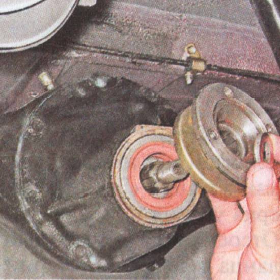 Замена подшипника полуоси ВАЗ-2107 Замена подшипника полуоси ВАЗ-2107