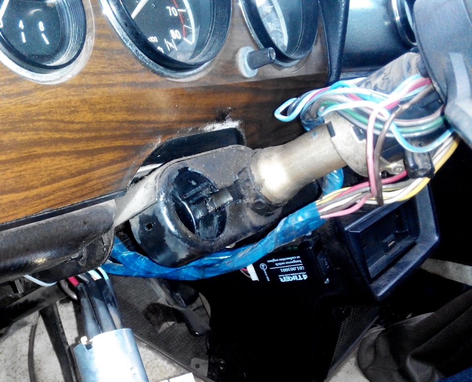 Замена замка зажигания ВАЗ-2106 Замена замка зажигания ВАЗ-2106