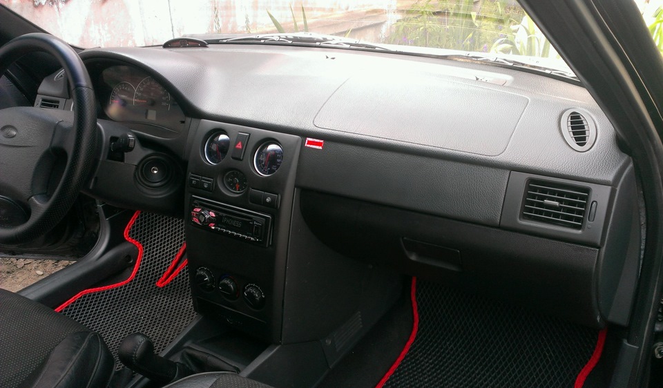 Снять консоль на Лада Приора Снять консоль на Лада Приора