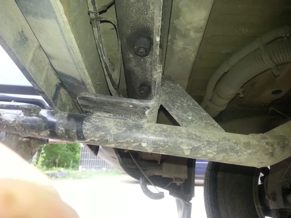 Установка фаркопа ВАЗ-2115 Установка фаркопа ВАЗ-2115