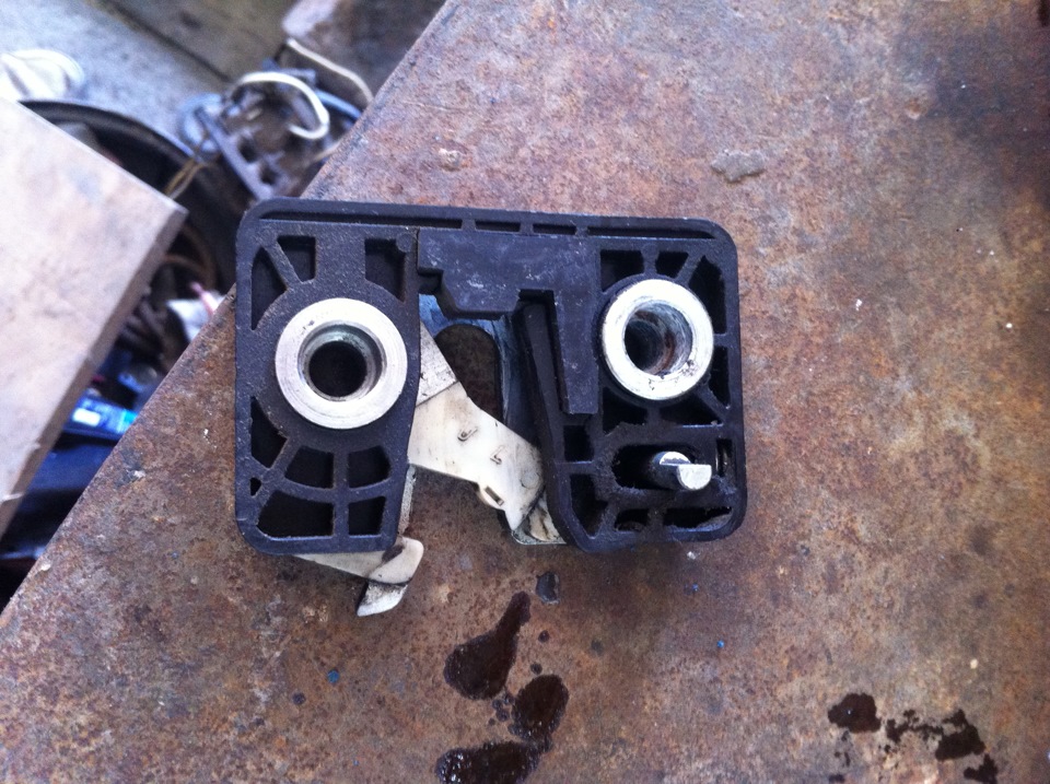 Бесшумные замки на Ладу Приора Бесшумные замки на Ладу Приора