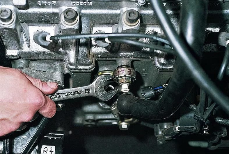 ДАТЧИК ДЕТОНАЦИИ ВАЗ-2115 ДАТЧИК ДЕТОНАЦИИ ВАЗ-2115