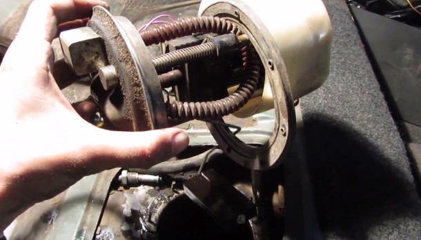 Бензонасос ВАЗ 2115 инжектор Бензонасос ВАЗ 2115 инжектор