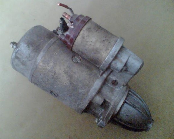 Не крутит стартер ВАЗ-2106 Не крутит стартер ВАЗ-2106