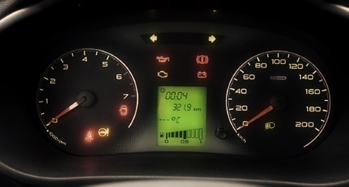 Почему не работает спидометр Лада Гранта