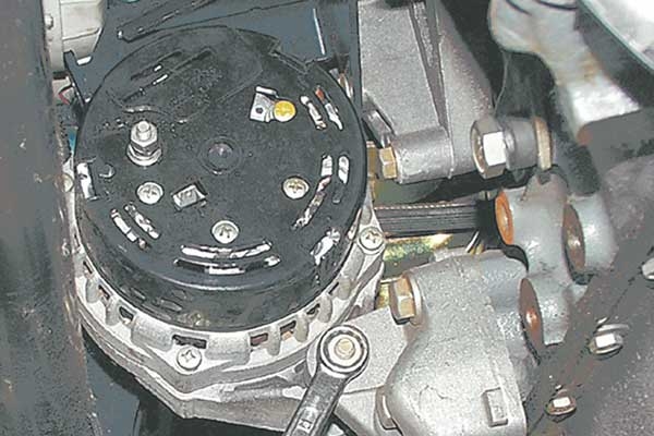 Замена генератора ВАЗ-2114 Замена генератора ВАЗ-2114