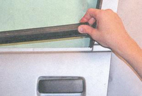 Замена лобового стекла на Ладе Приора Замена лобового стекла на Ладе Приора